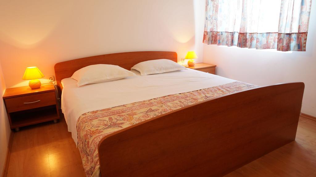 Apartments Sandra ซูโกชัน ห้อง รูปภาพ
