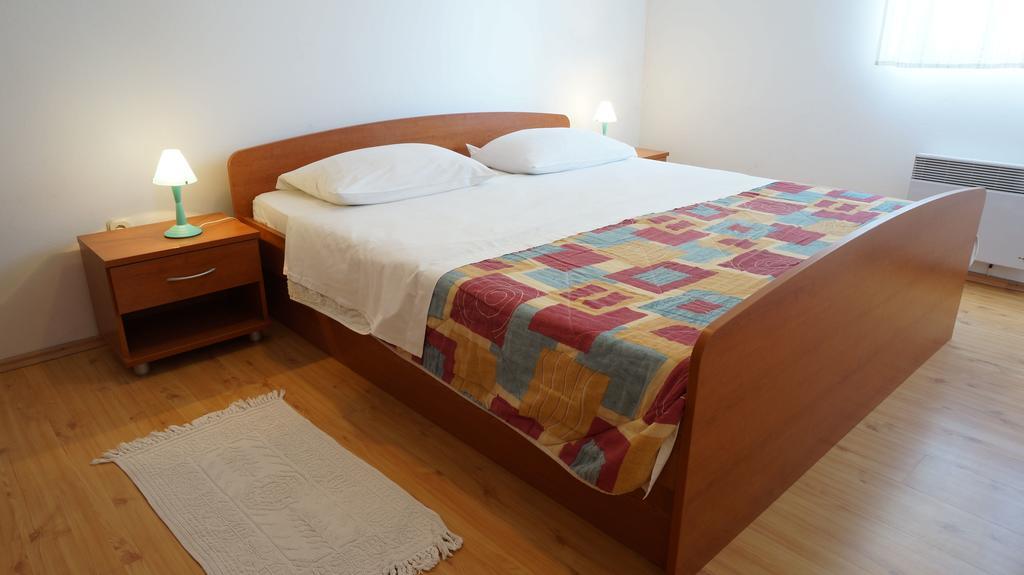 Apartments Sandra ซูโกชัน ห้อง รูปภาพ