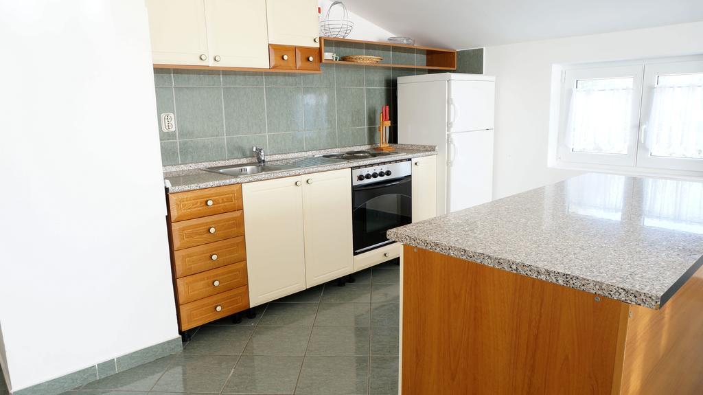 Apartments Sandra ซูโกชัน ห้อง รูปภาพ