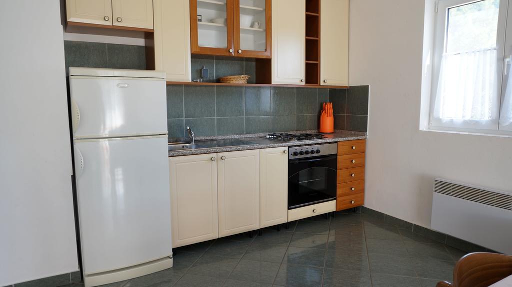 Apartments Sandra ซูโกชัน ห้อง รูปภาพ