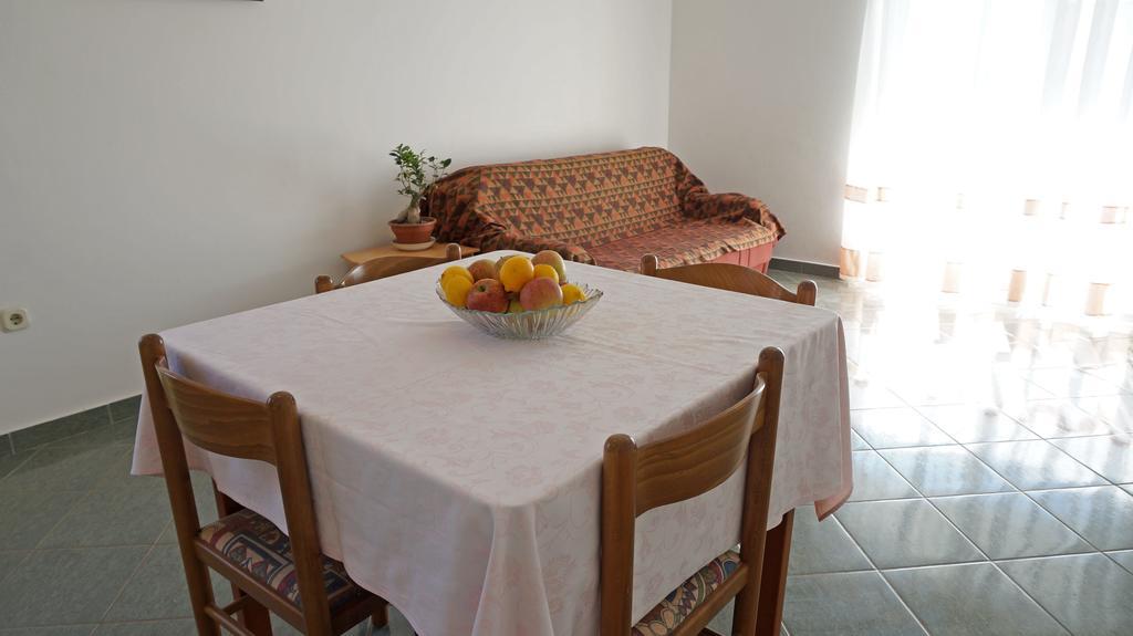 Apartments Sandra ซูโกชัน ห้อง รูปภาพ