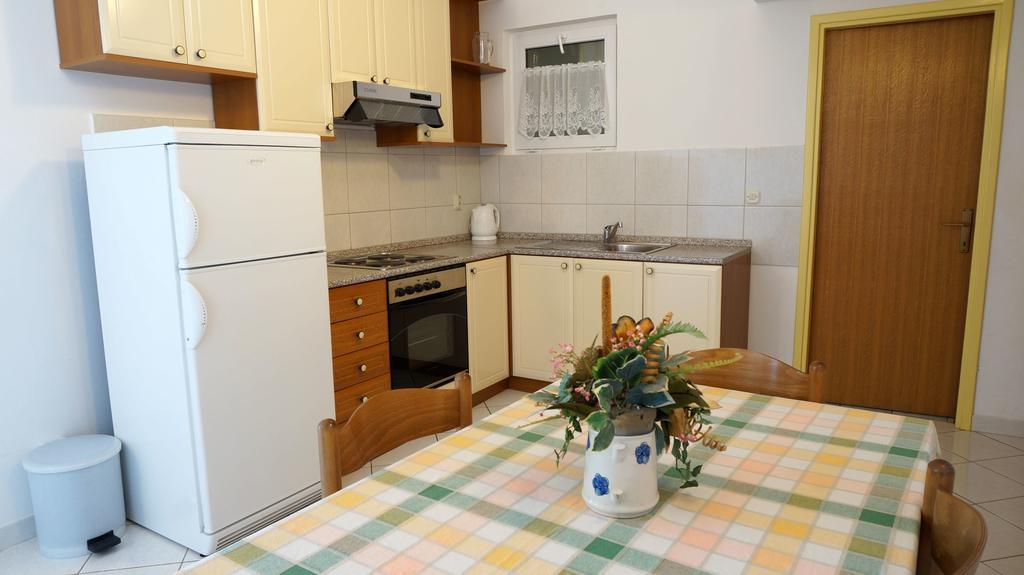 Apartments Sandra ซูโกชัน ห้อง รูปภาพ